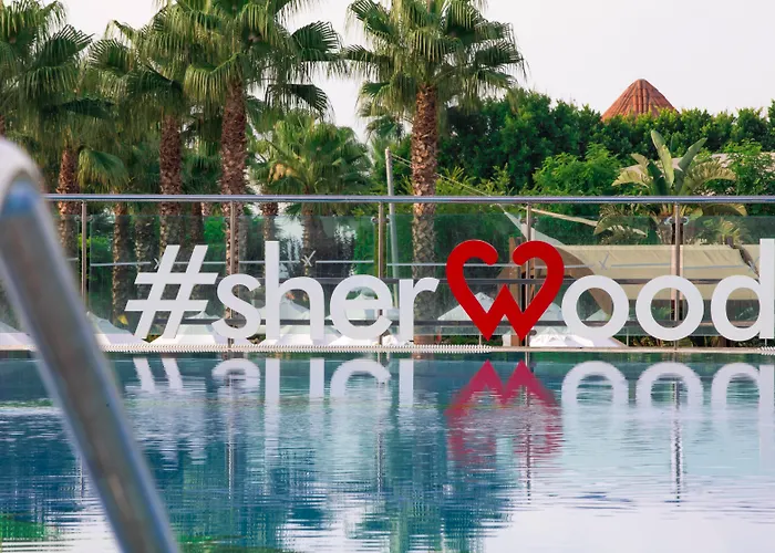 Sherwood Exclusive Lara